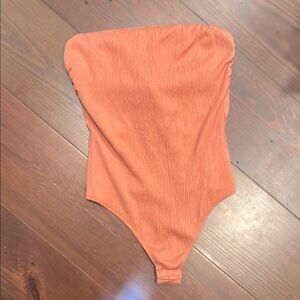 LE LIS strapless body suit